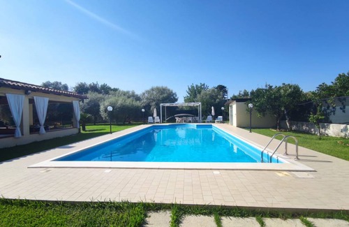 Floridia Villa | 200 m² Villa ∙ 3 bedrooms ∙ 6 guests