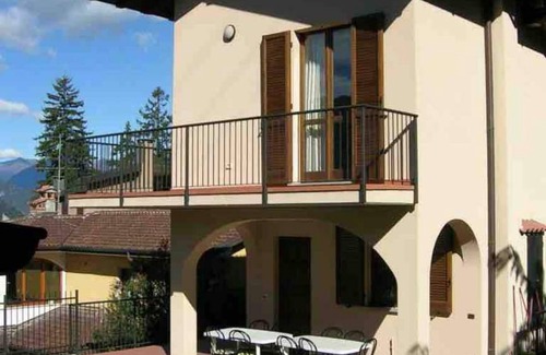 Lierna Villa | 200 m² Villa ∙ 3 bedrooms ∙ 8 guests