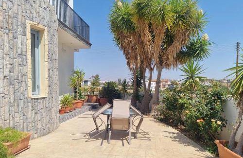 Agia Varvara Villa | 200 m² Villa ∙ 3 bedrooms ∙ 7 guests