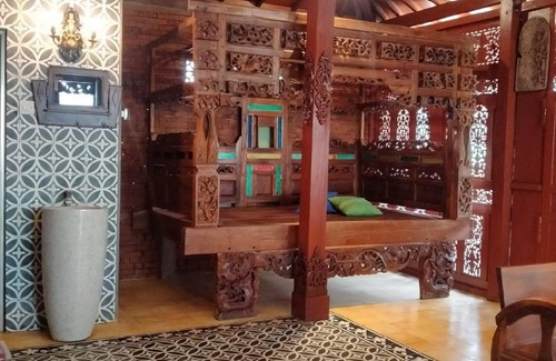 Pacet Villa | 200 m² Villa ∙ 4 bedrooms ∙ 12 guests