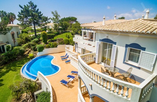 Budens Villa | 200 m² Villa ∙ 4 bedrooms ∙ 8 guests