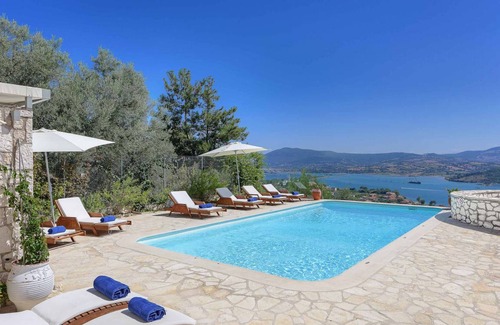 Lygia Villa | 200 m² Villa ∙ 4 bedrooms ∙ 8 guests