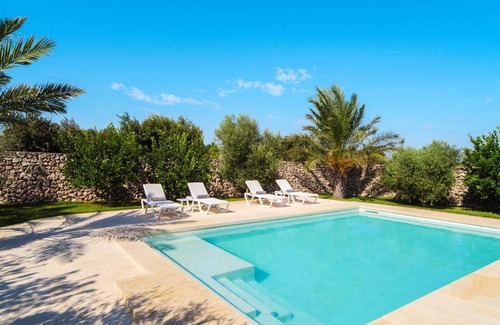 Castromediano Villa | 200 m² Villa ∙ 4 bedrooms ∙ 8 guests