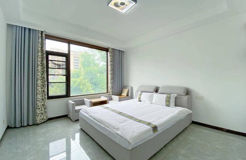 Zhengzhou Villa | 200 m² Villa ∙ 4 bedrooms ∙ 12 guests