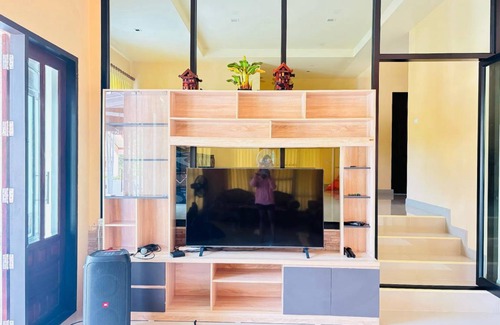 Khanom Villa | 200 m² Villa ∙ 5 bedrooms ∙ 20 guests