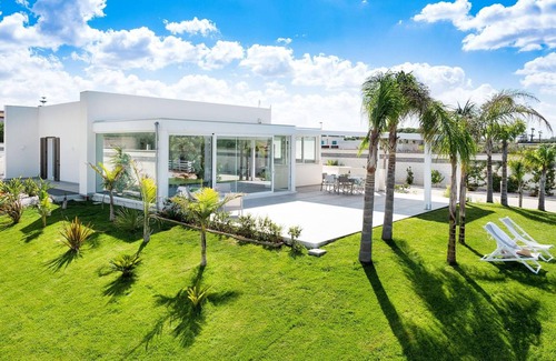 Marsala Villa | 200 m² Villa ∙ 5 bedrooms ∙ 10 guests
