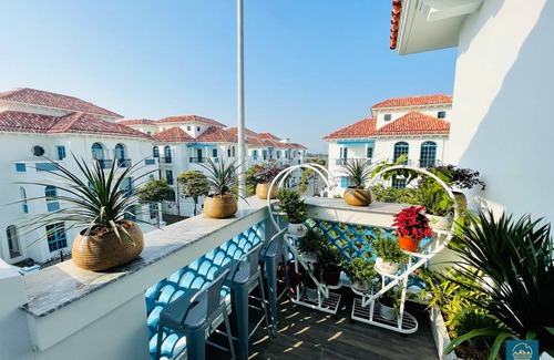 Bai Chay Villa | 200 m² Villa ∙ 5 bedrooms ∙ 10 guests