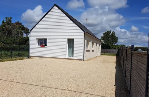 Penmarch House | 200 meters from PORS CARN beach, new 3-star single storey house