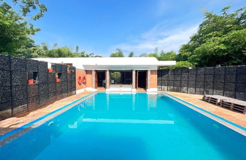 Auroville Villa | 2000 m² Villa ∙ 3 bedrooms ∙ 10 guests