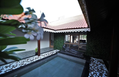 Chendhare Villa | 2000 m² Villa ∙ 5 bedrooms ∙ 25 guests