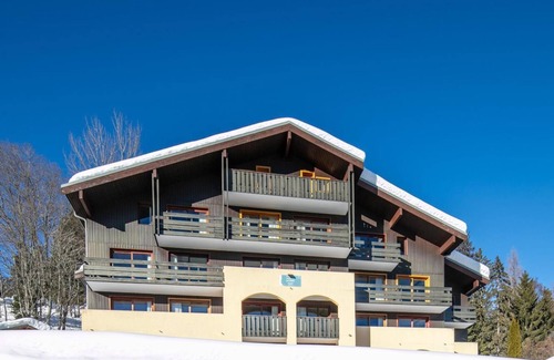 Doucy-Combelouviere Apartment | 200m from resort center, balcony, parking, tv, ski locker, 27m², Valmorel