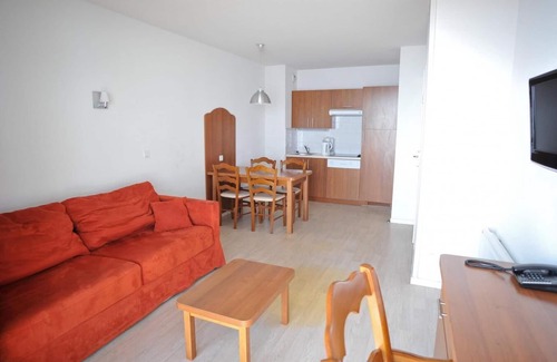 La Mongie Apartment | 200m from shops, view ski slopes, swimming pool, terrace, parking, tv, ski locker, 49m²