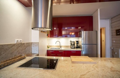 Chatel Apartment | 200m from ski lifts, 2nd floor, balcony, parking, tv, 50m², Châtel