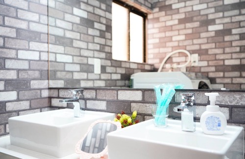 Naha City Centre Apartment | 201 Kitchen and Nice 2 bathrooms 11 people/Naha Okinawa