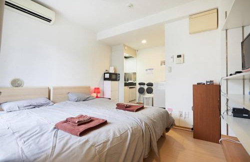 Nishi-Shinjuku Apartment | 201 Nishi-Shinjuku-Gochome Station 5 minutes on foot