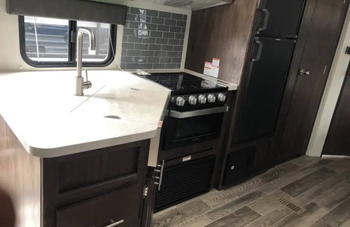 Winchester House | 2019 Forest River RV - California Cherokee 274DBH