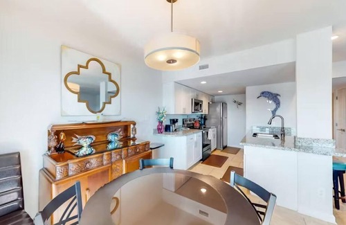 Harbor Oaks House | 202 Allegro North - Beautiful condo with views of Aransas Bay!