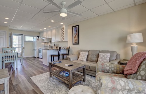 South End Condo | 202 Banks Channel - Beautifully updated condo w/sound front views. Sleeps 4.