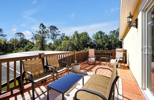 Lake Wilson Preserve House | 202 m² House ∙ 5 bedrooms ∙ 10 guests