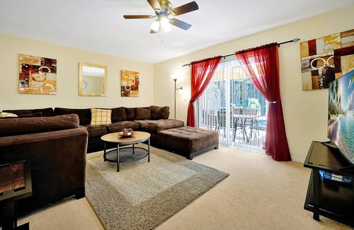 Lake Wilson Preserve House | 202 m² House ∙ 5 bedrooms ∙ 10 guests