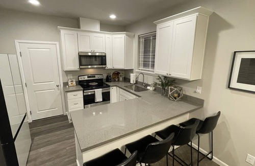 Midland House | 2022 built Cozy Modern home with large backyard