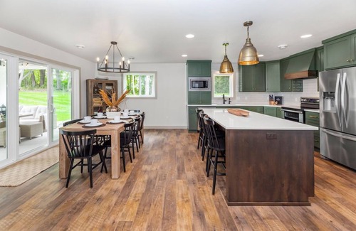 Pelican Rapids Cabin | 2023 Built Lake Home on Lake Lizzie with 250' Shoreline - 7 Beds