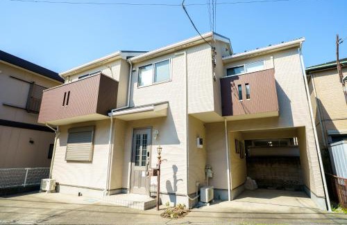 Nakahara Ward Apartment | 2025 Reno'd Japanese House in Musashi-Kosugi 15PAX