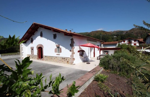 Osses House | 203 m² Gîte ∙ 5 bedrooms ∙ 11 guests