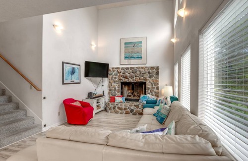 Lincoln City House | 203 m² House ∙ 5 bedrooms ∙ 15 guests