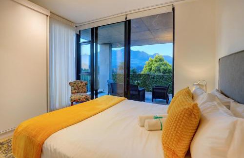 George Central Apartment | 204 Le Jardin, George
