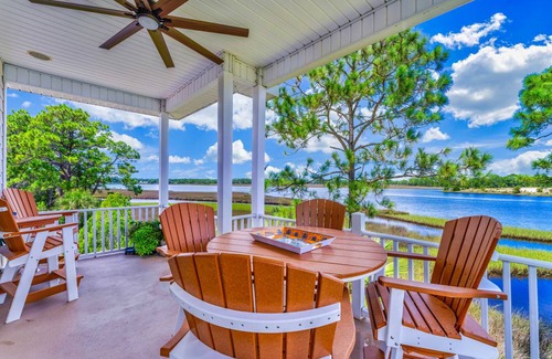 Carrabelle House | 204 m² House ∙ 3 bedrooms ∙ 8 guests