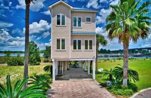 Carrabelle House | 204 m² House ∙ 3 bedrooms ∙ 8 guests