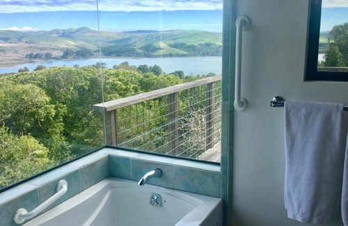 Inverness House | 204 m² House ∙ 3 bedrooms ∙ 6 guests