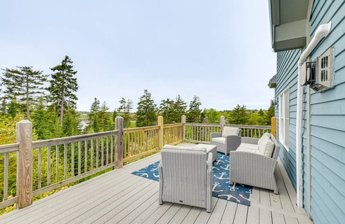 West Tremont House | 204 m² House ∙ 3 bedrooms ∙ 10 guests