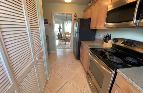 Saint Helena Island Villa | 204 Tennis Villa - One Bedroom Villa, Sleeps 4