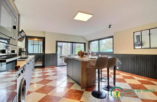 Guern House | 205 m² Gîte ∙ 3 bedrooms ∙ 6 guests