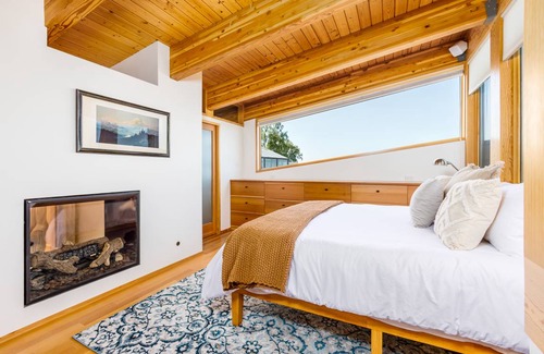 Downtown Anchorage House | 205 m² House ∙ 2 bedrooms ∙ 8 guests