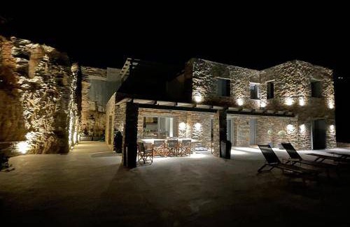 Koundouros Villa | 205 m² Villa ∙ 4 bedrooms ∙ 9 guests