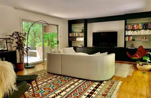 Chapel Hill House | 206 m² House ∙ 3 bedrooms ∙ 6 guests