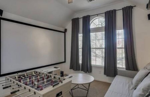 DeSoto House | 206 m² House ∙ 5 bedrooms ∙ 12 guests