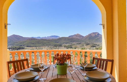 Jalon Villa | 207 m² Villa ∙ 3 bedrooms ∙ 6 guests