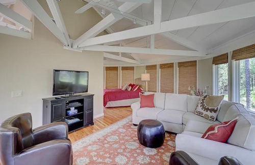Sea Pines House | 2070 Deer Island