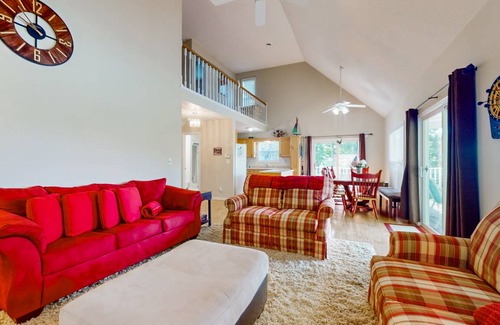 Big Creek House | 208 m² House ∙ 3 bedrooms ∙ 12 guests