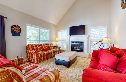 Big Creek House | 208 m² House ∙ 3 bedrooms ∙ 12 guests