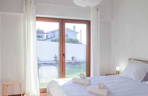 Almoinha House | 209 m² House ∙ 4 bedrooms ∙ 8 guests