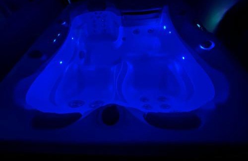 Quartier du Casino House | 20mètres Plage - Maison -Jacuzzi - Wifi - Terrasse