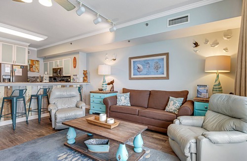 Panama City Beach House | 20th-floor oceanfront condo with pools, hot tubs, & amazing water view
