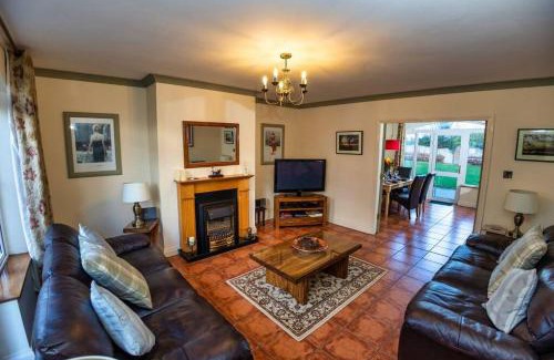 Killarney House | 21 Killarney Holiday Village
