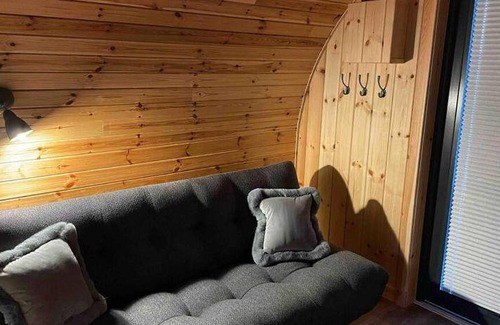 Portree Ski Chalet | 21 m² Chalet ∙ 1 bedroom ∙ 2 guests