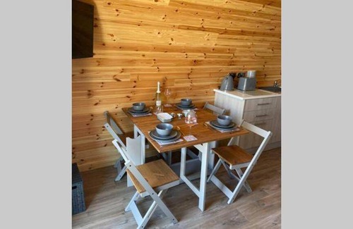 Portree Ski Chalet | 21 m² Chalet ∙ 1 bedroom ∙ 2 guests